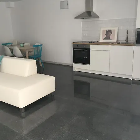 Junto Al Mar Con Piscina Climatizada Holiday home *