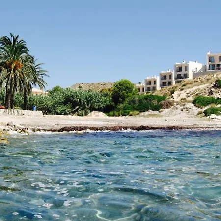別荘 Junto Al Mar Con Piscina Climatizada